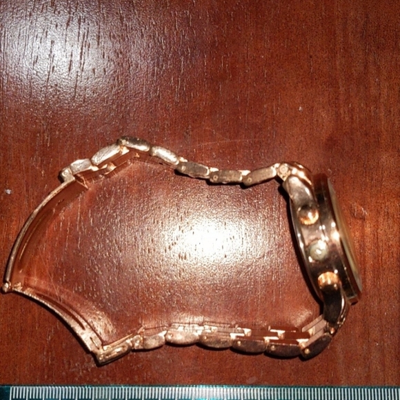 Michael Kors Watch - Picture 3 of 5